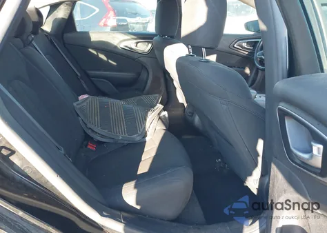 2016 Chrysler 200 Limited z USA, uszkodzony, nr VIN 1C3CCCAB4GN145078